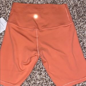 NEVER WORNLululemon biker shorts size 6